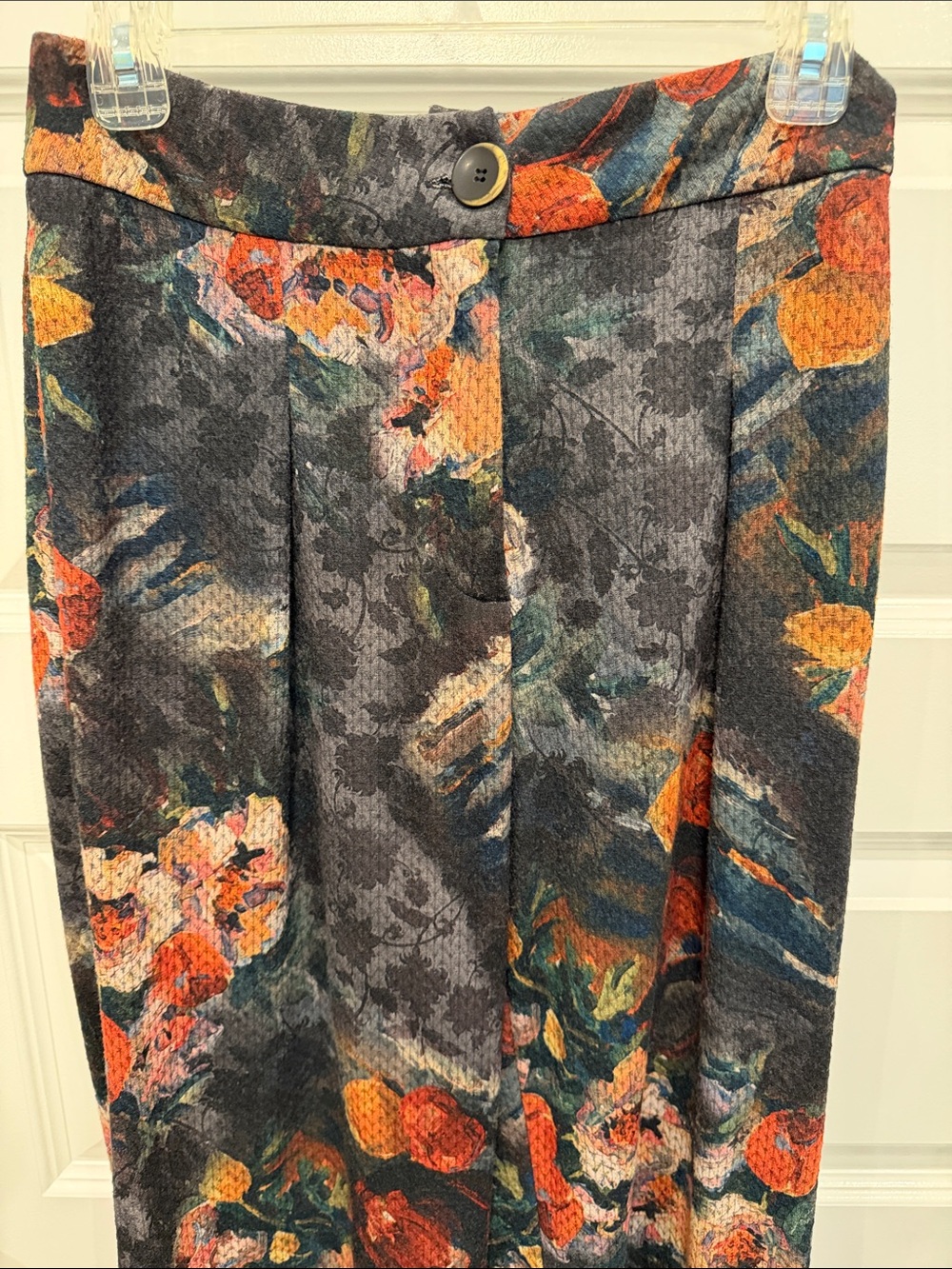 Dark Floral Knit Pants - Picture 2 of 4